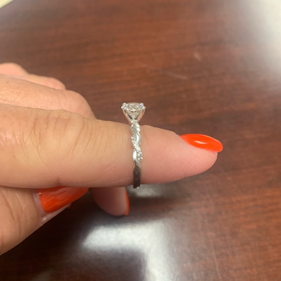 1 ctw diamond engagement ring and wedding band.